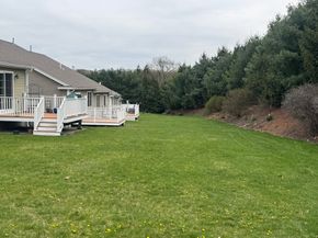 114 Richard Rd 8, Leominster MA 01453