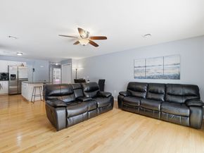 114 Richard Rd 8, Leominster MA 01453