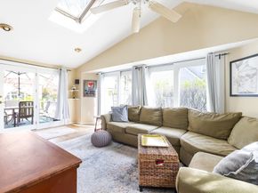 98 Cherry St, Newton MA 02465