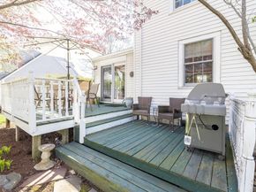 98 Cherry St, Newton MA 02465