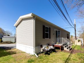 8 Swifts Beach Road 33, Wareham MA 02571