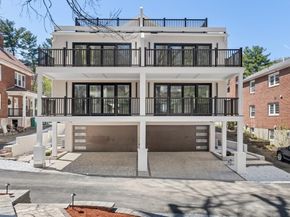 442 Lowell Ave 442, Newton MA 02460