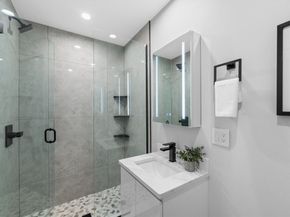 442 Lowell Ave 442, Newton MA 02460