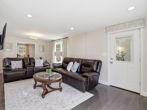 109 Gould Rd, Andover MA 01810