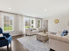 109 Gould Rd, Andover MA 01810