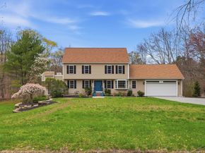 109 Gould Rd, Andover MA 01810