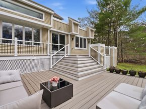 109 Gould Rd, Andover MA 01810
