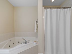 27 Garfield Ave, Danvers MA 01923