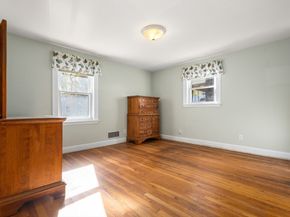 67 Colonial Ave, Lynn MA 01904