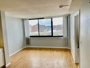 70 Southbridge St 709, Worcester MA 01608