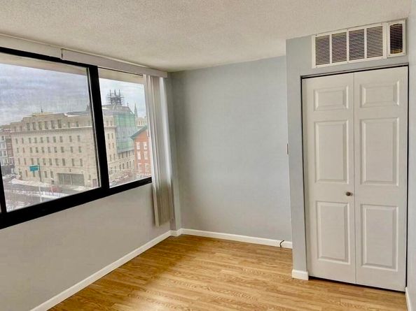 70 Southbridge St 709, Worcester MA 01608