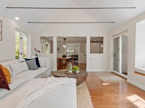16 Hastings Rd, Lexington MA 02421