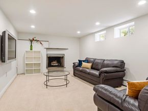 16 Hastings Rd, Lexington MA 02421