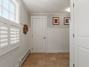 16 Hastings Rd, Lexington MA 02421