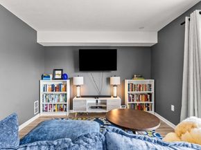 2 Countryside Ln 1301, Salem MA 01970