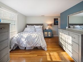 115 Ellis Farm Ln, Melrose MA 02176