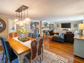 115 Ellis Farm Ln, Melrose MA 02176