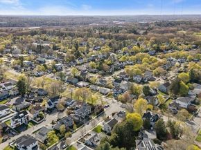 16 Fredette Rd, Newton MA 02459