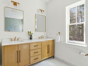 26 Old Pottery Ln, Norwell MA 02061