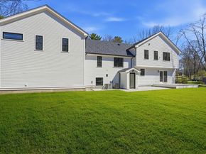 26 Old Pottery Ln, Norwell MA 02061