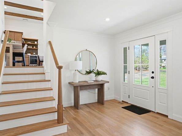 26 Old Pottery Ln, Norwell MA 02061