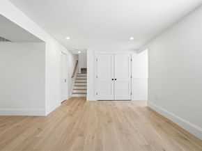 26 Old Pottery Ln, Norwell MA 02061