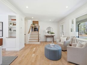 26 Old Pottery Ln, Norwell MA 02061