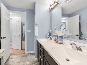 35 Boutelle St B, Leominster MA 01453