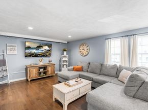 35 Boutelle St B, Leominster MA 01453