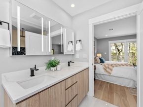 444 Lowell Ave 444, Newton MA 02460