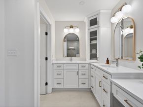 10 Dobbins Street, Waltham MA 02453