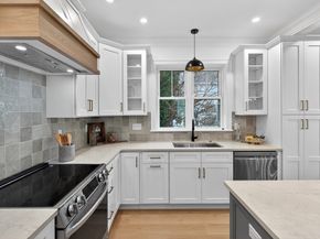 10 Dobbins Street, Waltham MA 02453