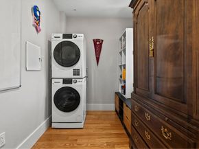 32 Cambridge Terrace 1, Cambridge MA 02140