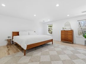 6 Sandy Hill Rd, Wayland MA 01778