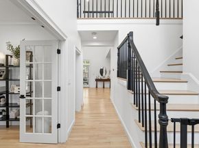 6 Sandy Hill Rd, Wayland MA 01778