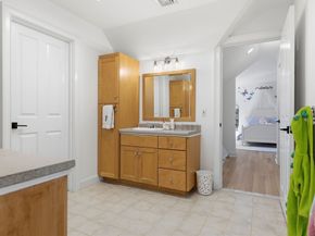 6 Sandy Hill Rd, Wayland MA 01778