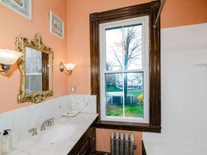 279 Main St, Bridgewater MA 02324