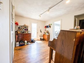 5 Ridgefield, Wayland MA 01778