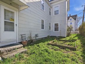 7 S Main St, Milford MA 01757