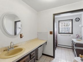 137 Bryn Mawr Ave, Auburn MA 01501