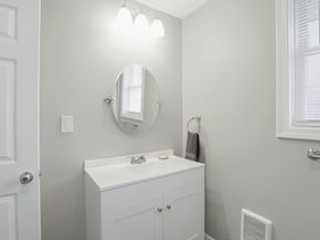 137 Bryn Mawr Ave, Auburn MA 01501