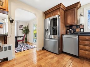94 Howard St, Saugus MA 01906