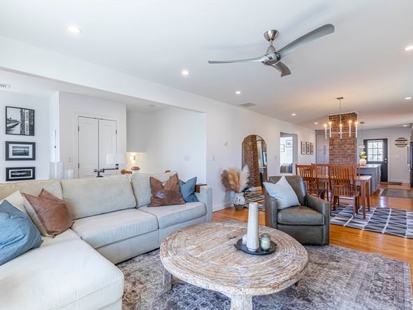 26 Shirley St B, Winthrop MA 02152