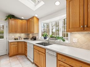 63 Blacksmith Dr, Sudbury MA 01776