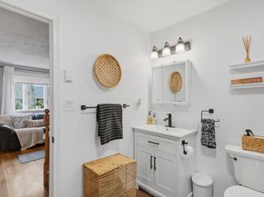 1 Mountain St, Woburn MA 01801