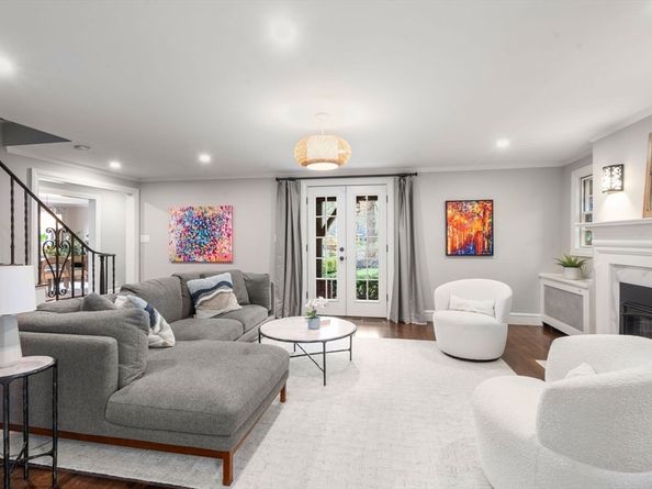 6 Risley Rd, Newton MA 02465