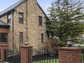 6 Risley Rd, Newton MA 02465