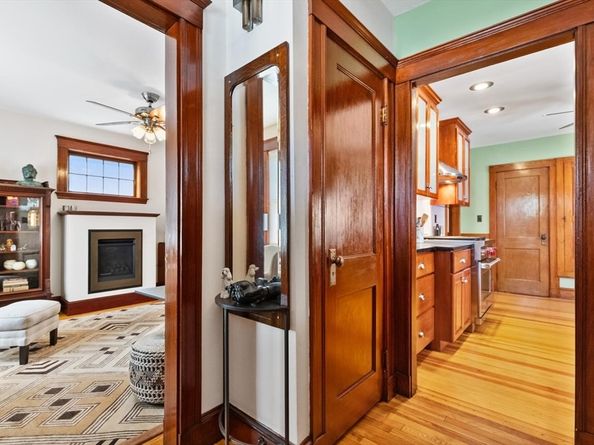 14A Linden Place, Brookline MA 02445