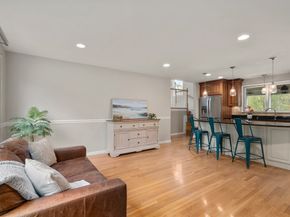 16 Kings Row, North Reading MA 01864