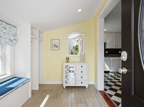 4 Olive Street, Newburyport MA 01950